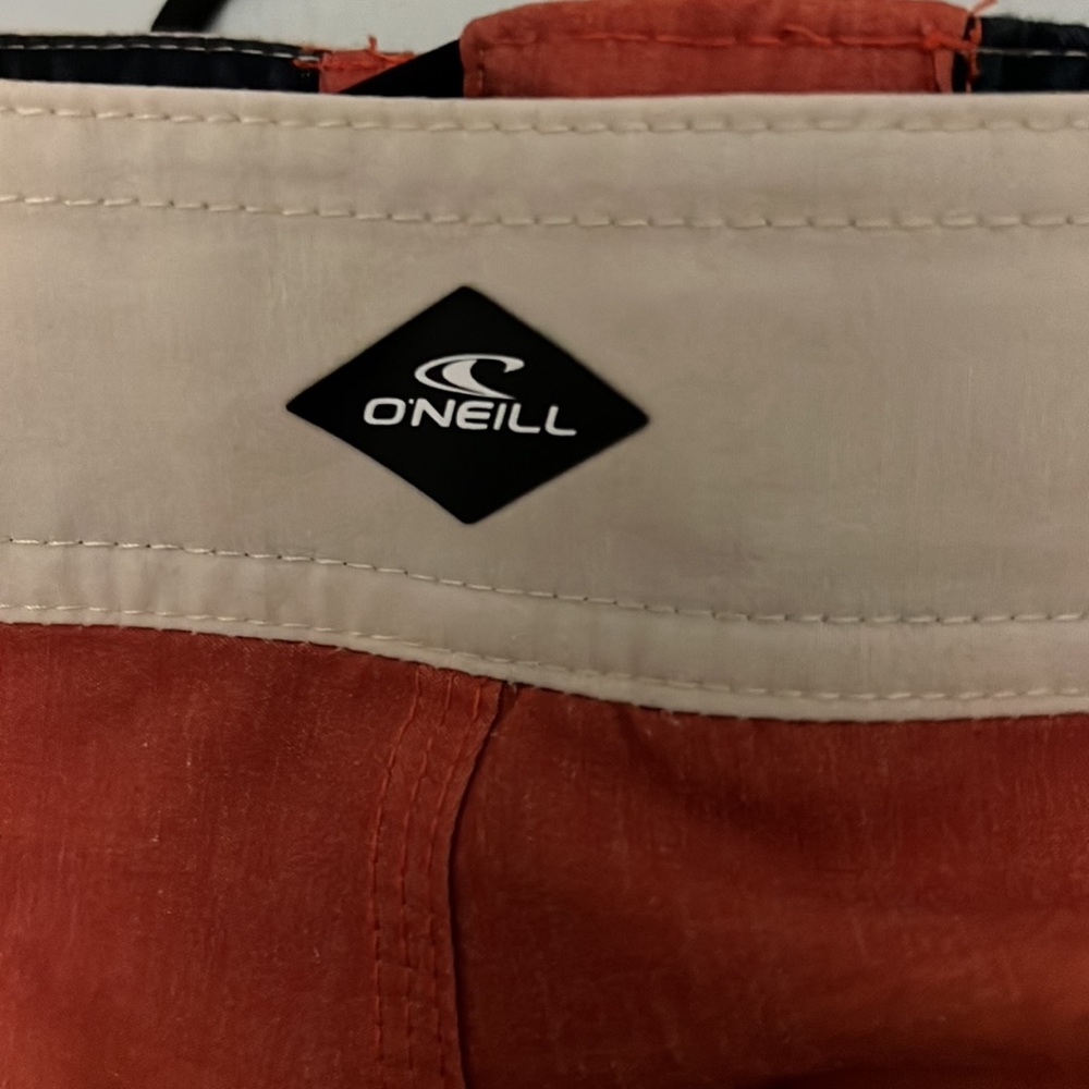 O’Neill - Picture 4 of 8